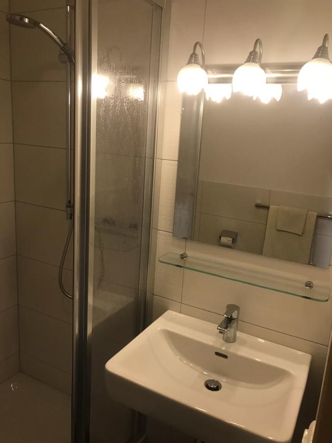 Falken Horst Lienz Exteriör bild