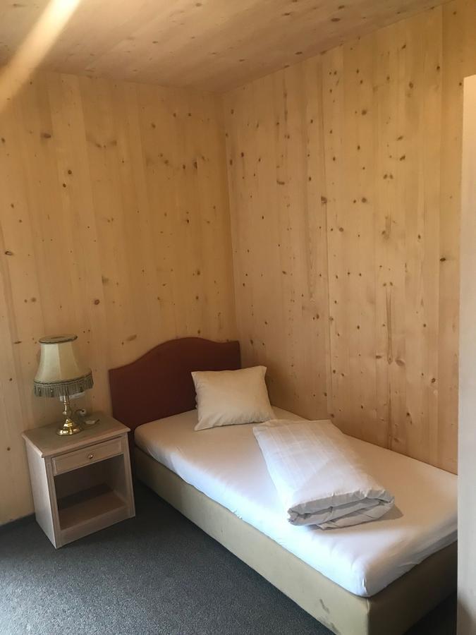 Falken Horst Lienz Exteriör bild