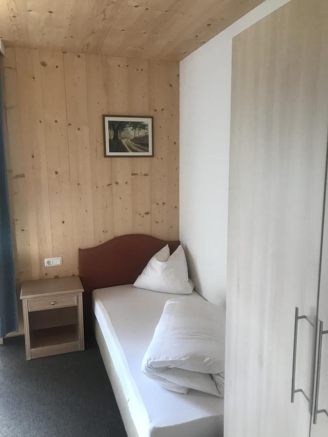 Falken Horst Lienz Exteriör bild