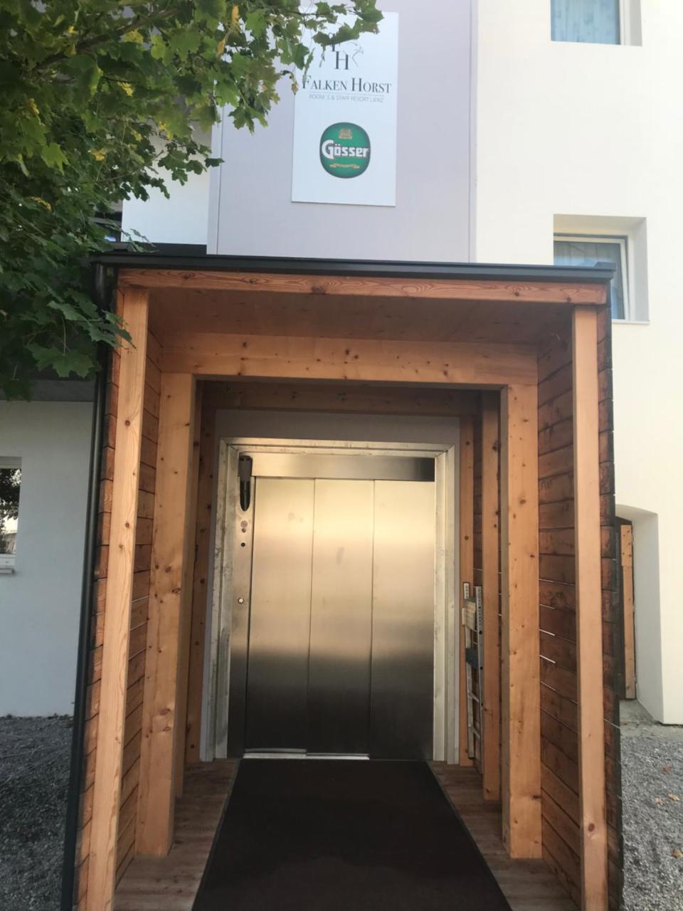 Falken Horst Lienz Exteriör bild