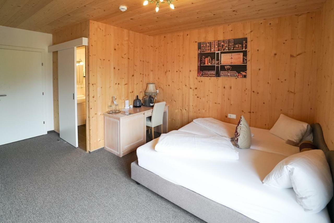 Falken Horst Lienz Exteriör bild